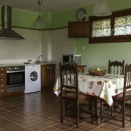 Casa Ines Villaviciosa (Asturias)